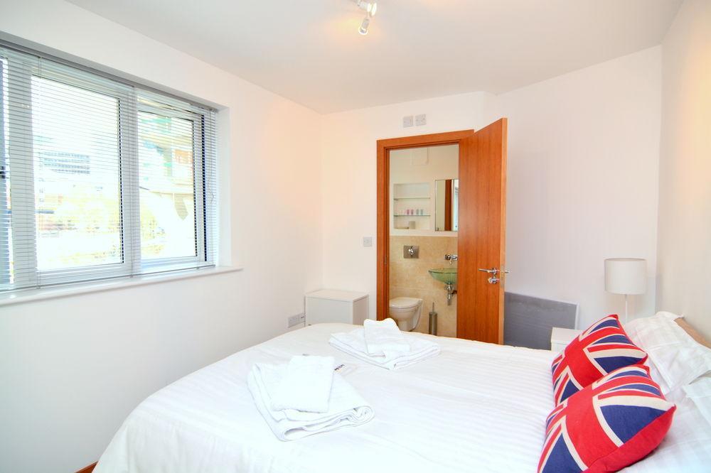 Apartment Wharf - Cuba Street ลอนดอน ภายนอก รูปภาพ